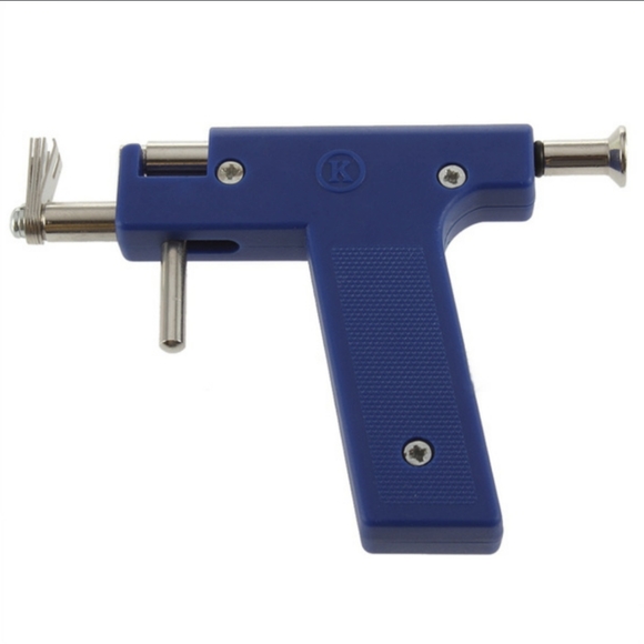 New! Professional steel ear and body piercing gun 72pcs studs kit set - Picture 3 of 9